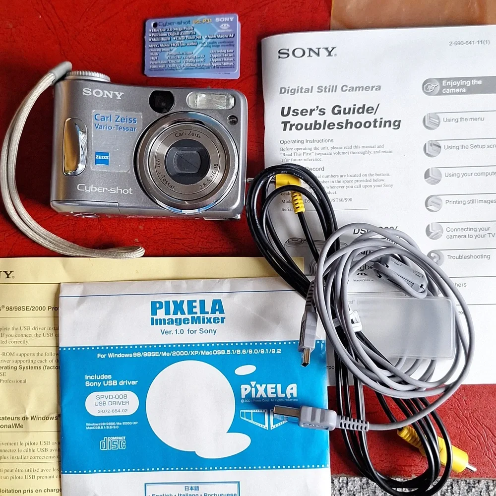 Sony Cyber-shot DS 60 Silver Digital Camera